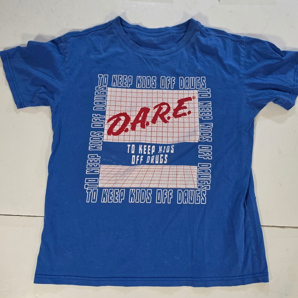 DARE T Shirt Mens Large Blue Graphic To Keep Kids Off Drugs Retro 90s Streetwear